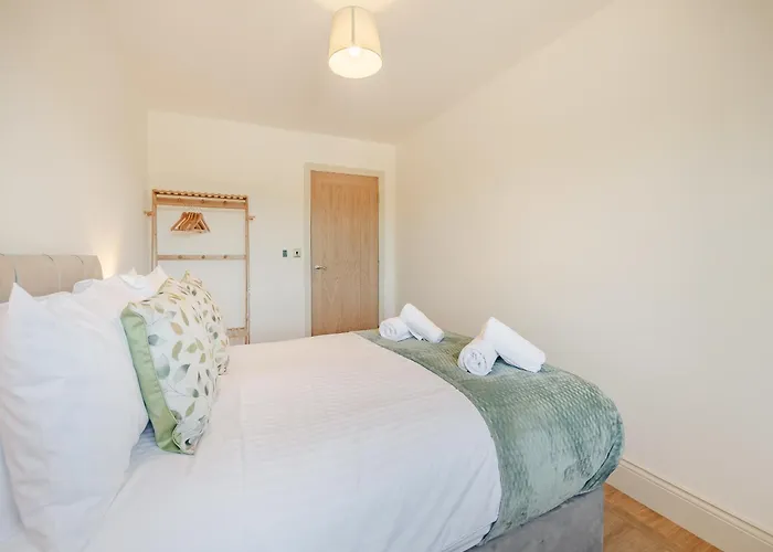 Whistle Stop * Whitby